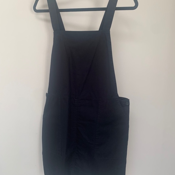 Frank + Oak Pocket Pinafore Dress in True Black (Size M, Overall Dress) - Picture 2 of 7